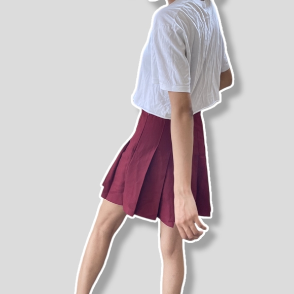 Maroon Pleated Tennis Skirt - Picture 3 of 4